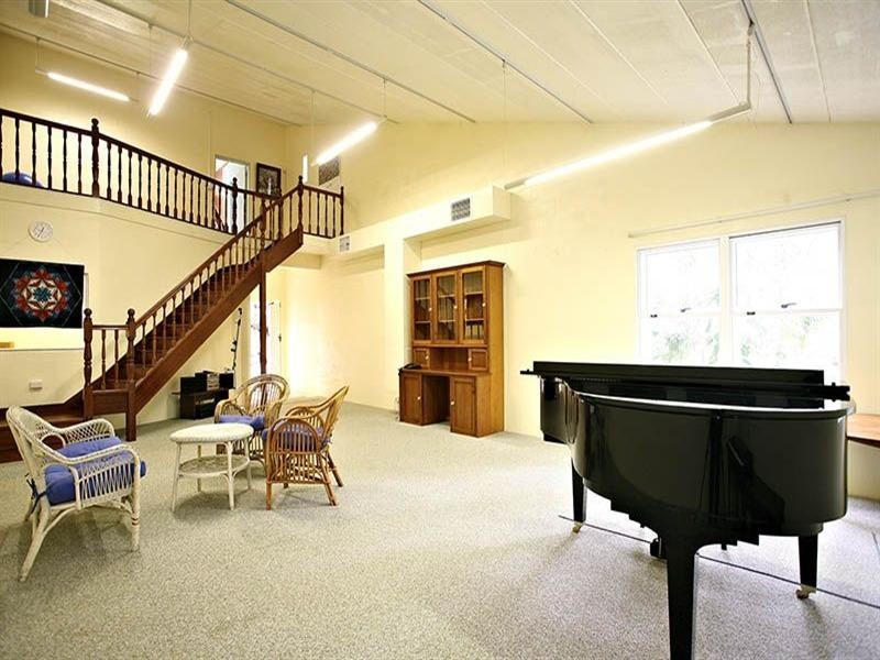 24 Boundary Road, Bardon QLD 4065