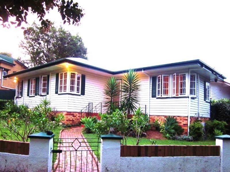 41 Royal Parade, Ashgrove QLD 4060