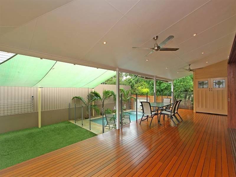 50 Kinnaird Street, Ashgrove QLD 4060