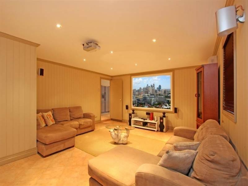 19 Foch Street, Ashgrove QLD 4060