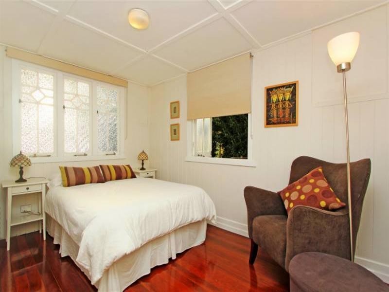 29 Banksia Avenue, Ashgrove QLD 4060