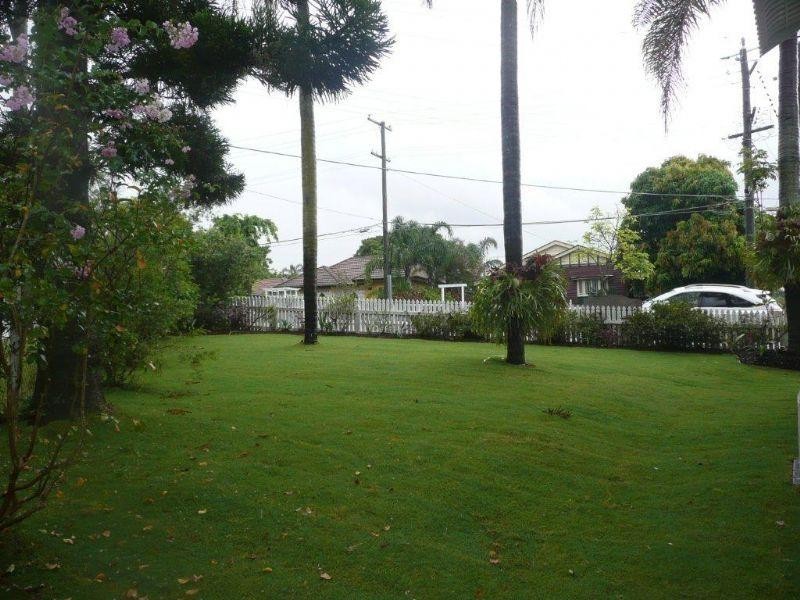 37 Woodland Street, Ashgrove QLD 4060