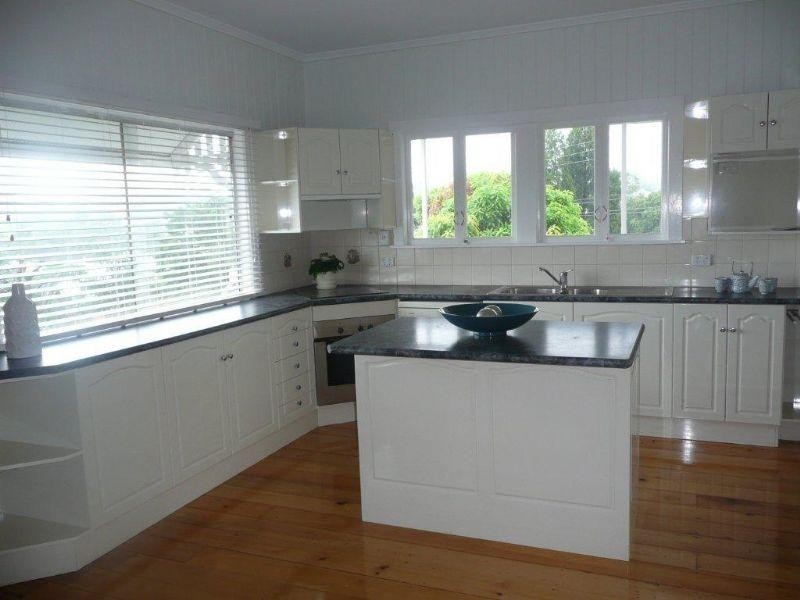 37 Woodland Street, Ashgrove QLD 4060