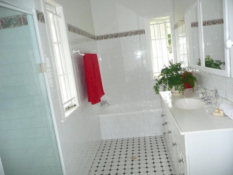 37 Woodland Street, Ashgrove QLD 4060