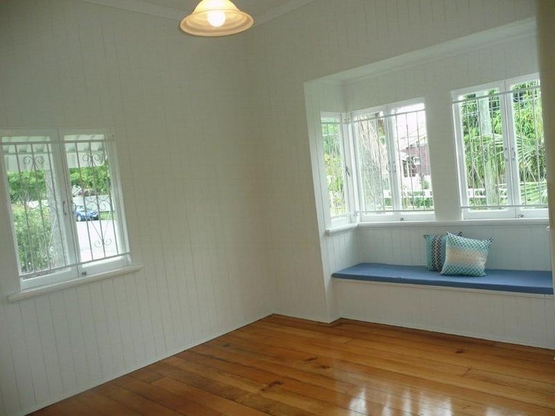 37 Woodland Street, Ashgrove QLD 4060