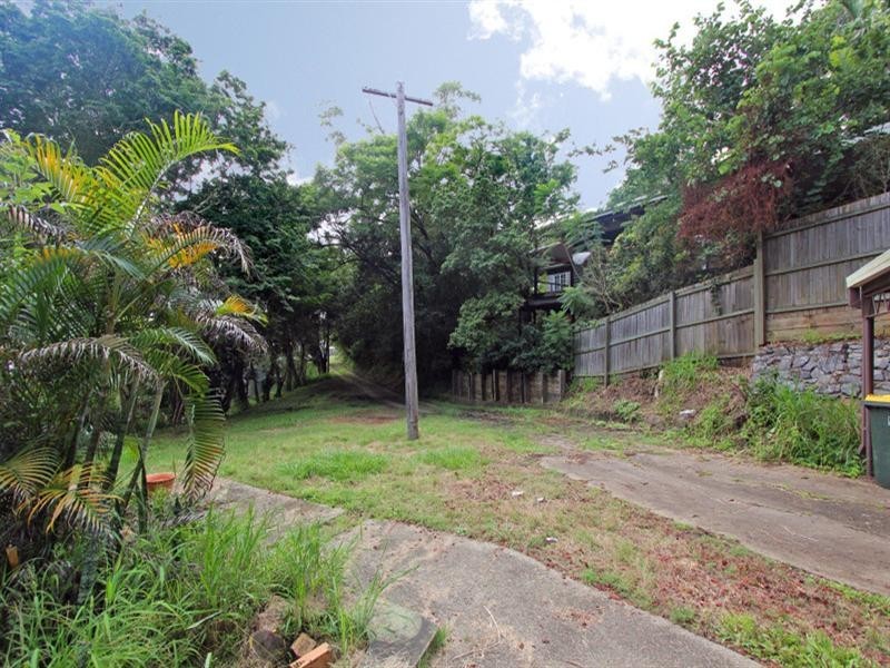 29 Dudley Street, Bardon QLD 4065