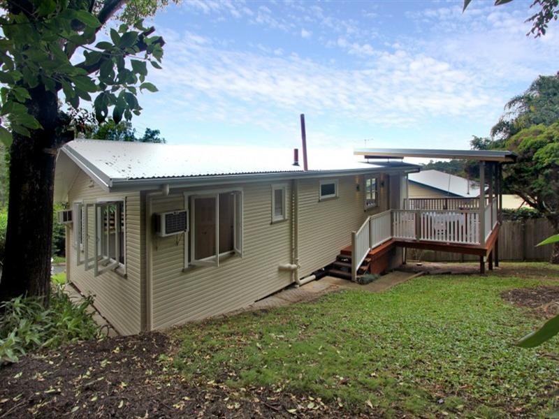 31 Kaye Street, Bardon QLD 4065