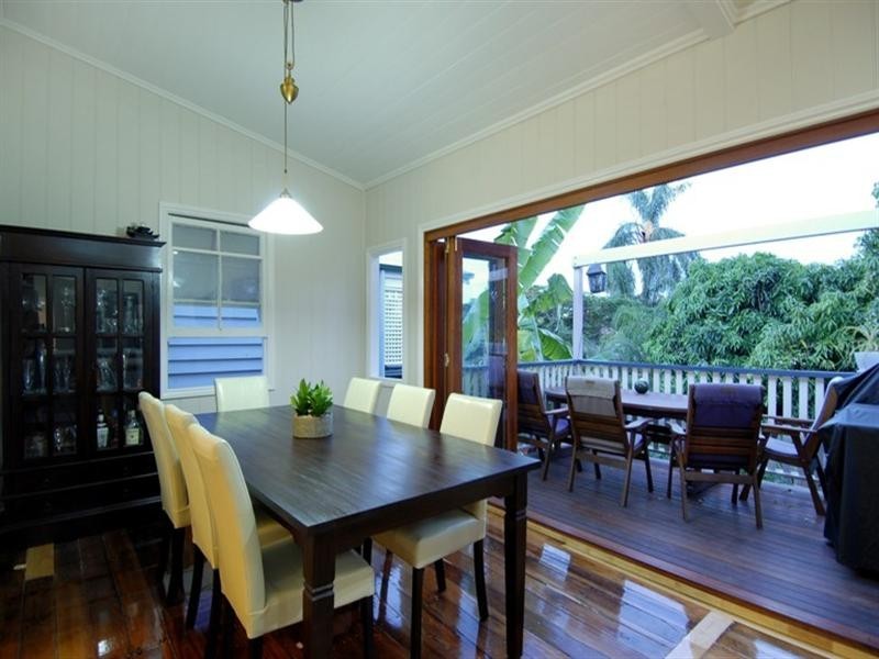 39 Kinnaird Street, Ashgrove QLD 4060