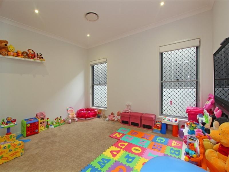 5 Gymea Street, The Gap QLD 4061