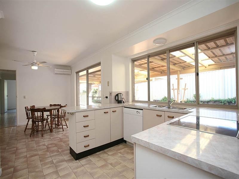6 Abalone Crescent, Thornlands QLD 4164
