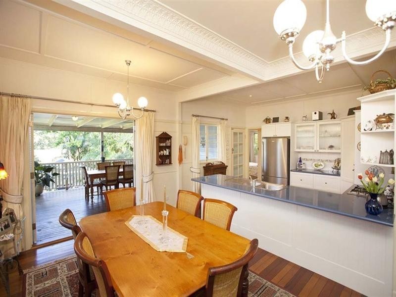 42 Piddington Street, Ashgrove QLD 4060