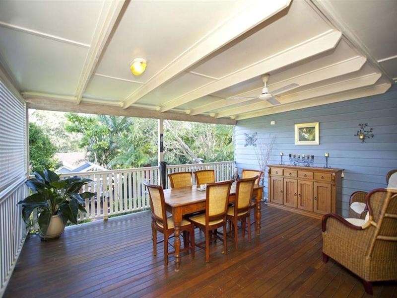 42 Piddington Street, Ashgrove QLD 4060