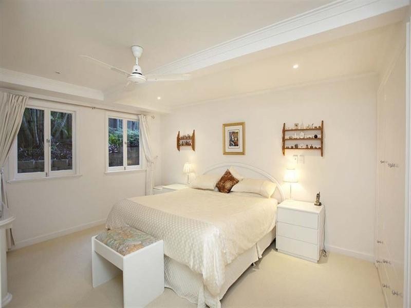 42 Piddington Street, Ashgrove QLD 4060