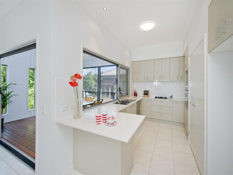 15 Jevons Street, The Gap QLD 4061