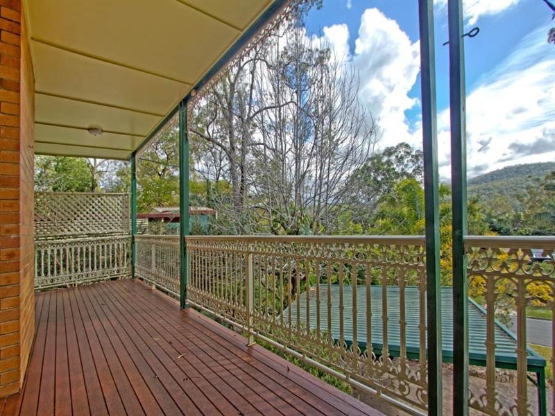 17 Bellata Street, The Gap QLD 4061