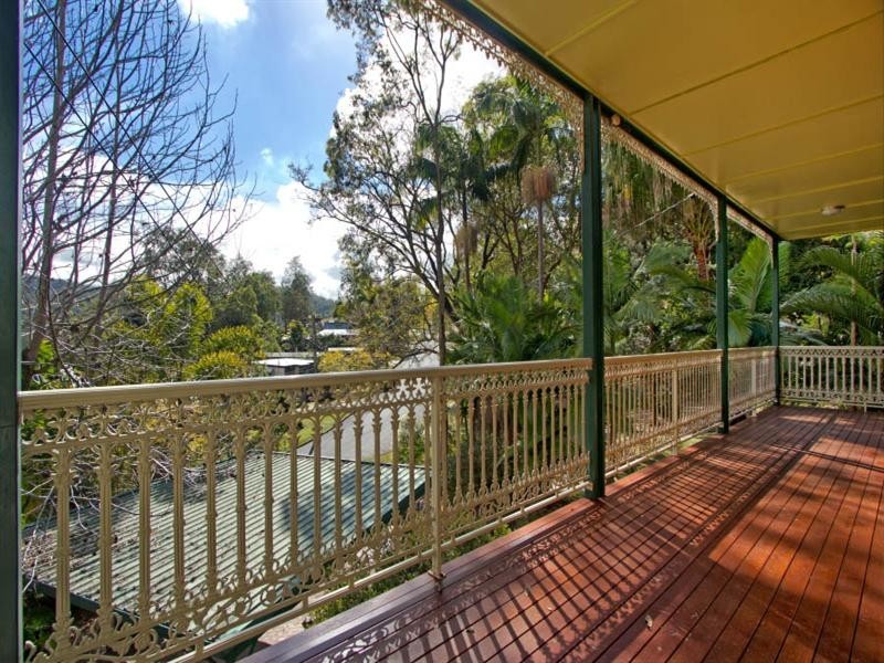 17 Bellata Street, The Gap QLD 4061