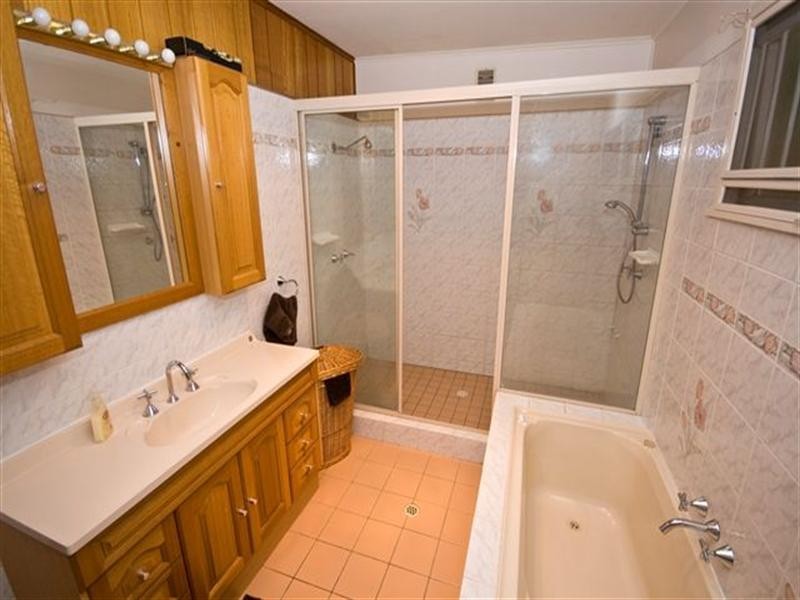 17 Bellata Street, The Gap QLD 4061