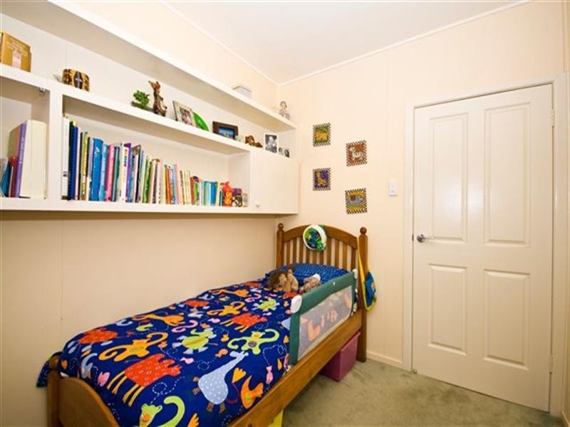 17 Bellata Street, The Gap QLD 4061