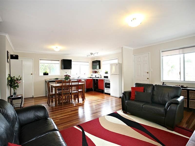 23 Caneby Street, Ashgrove QLD 4060