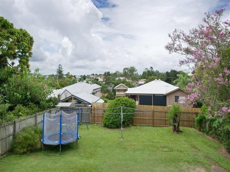 79 Mareeba Road, Ashgrove QLD 4060