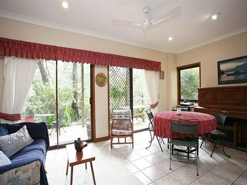 627 Waterworks Road, Ashgrove QLD 4060