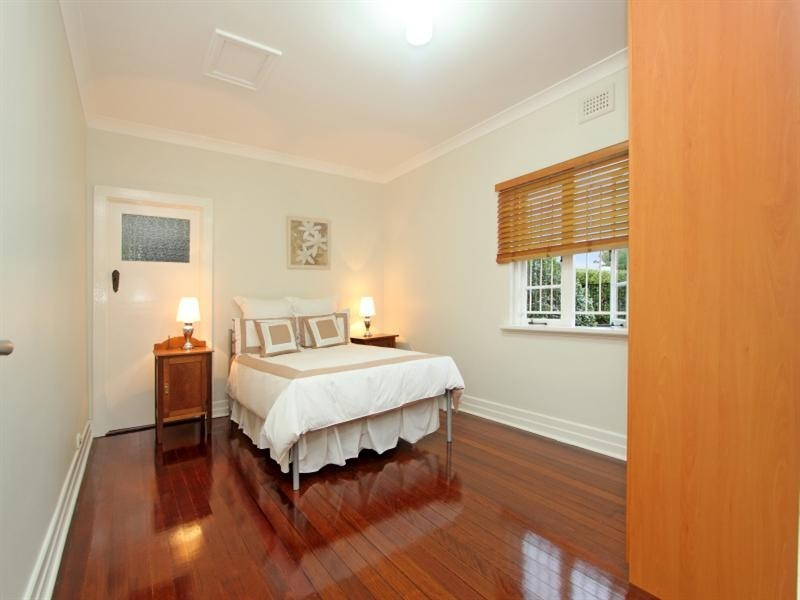 77 Oleander Drive, Ashgrove QLD 4060