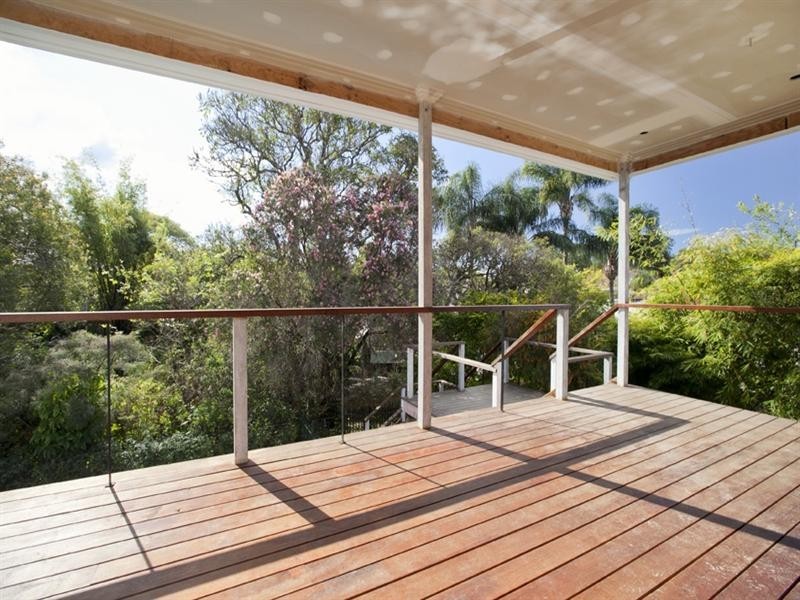 9 Dovedale Crescent, Ashgrove QLD 4060