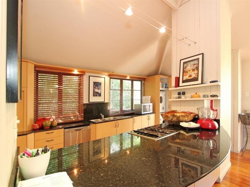 52 Finney Road, Indooroopilly QLD 4068