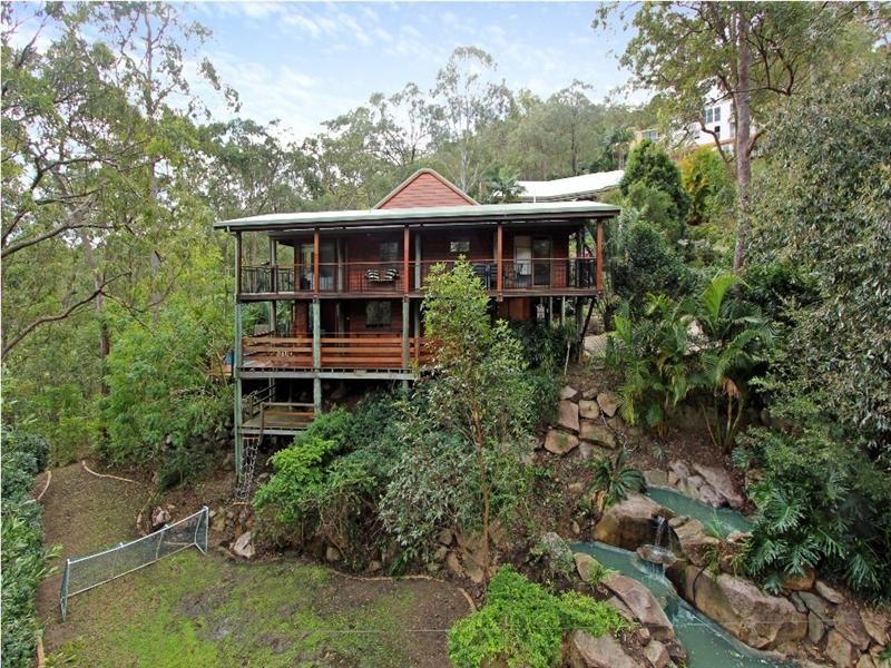 24 Glasgow Street, Ashgrove QLD 4060