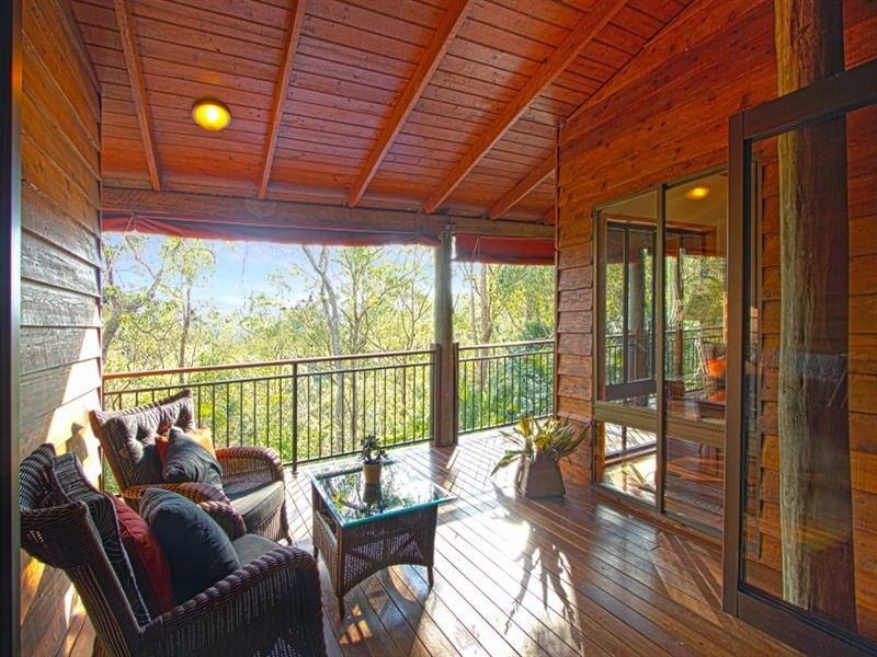 24 Glasgow Street, Ashgrove QLD 4060