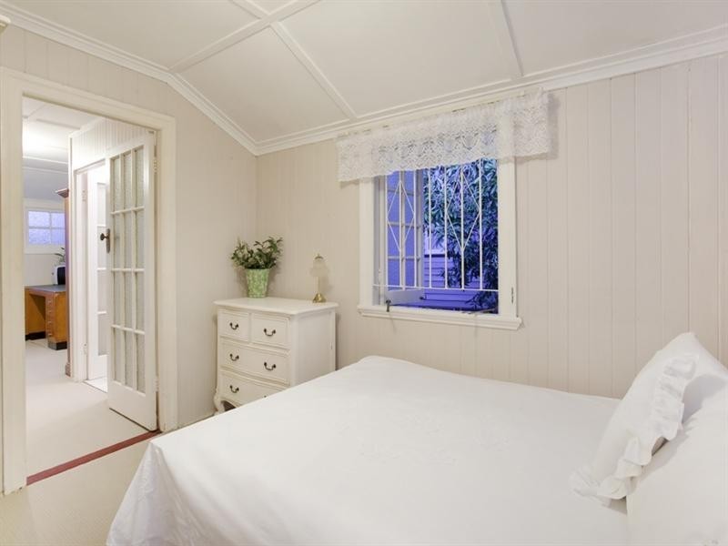 22 Killawarra Road, Ashgrove QLD 4060