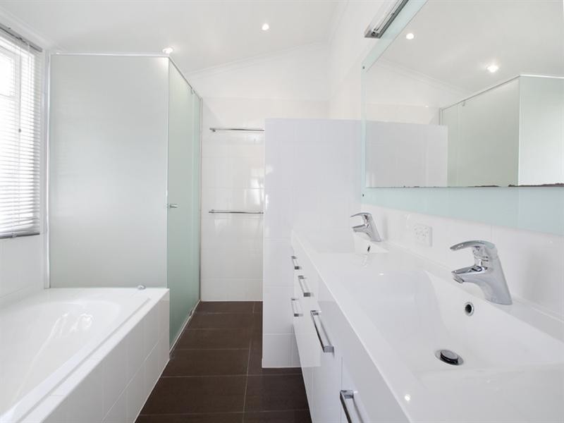 12 Accession Street, Bardon QLD 4065