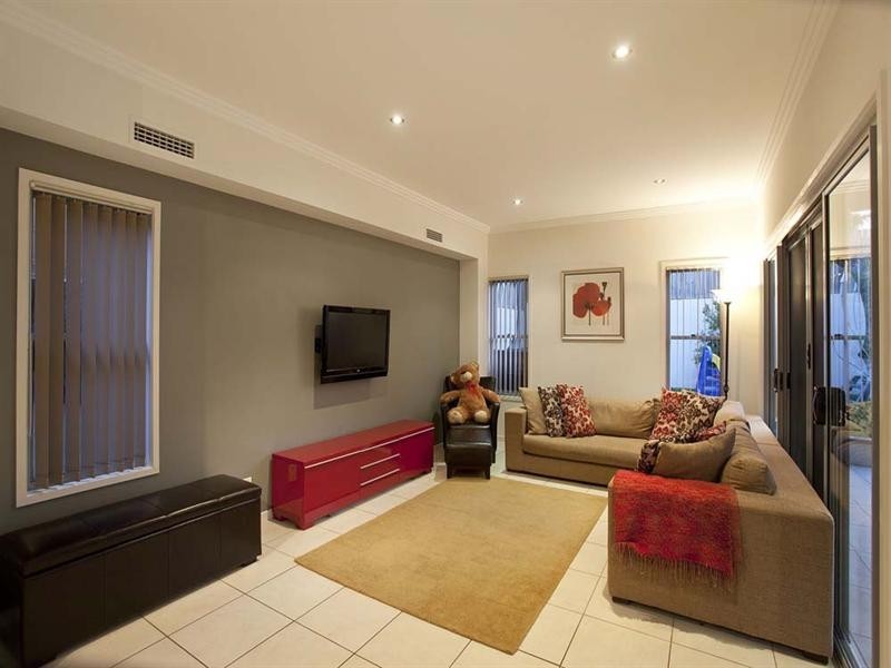 15 Acton Street, Ashgrove QLD 4060