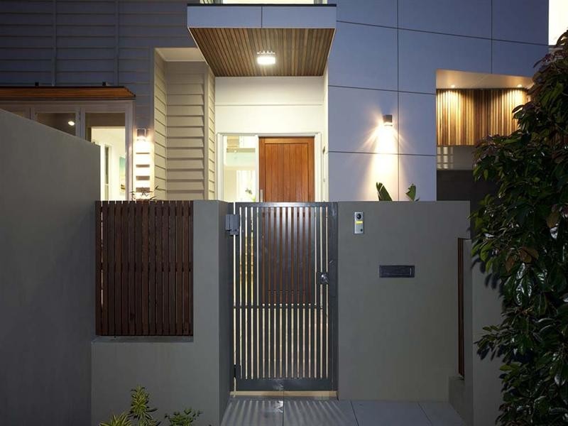 14 Banksia Avenue, Ashgrove QLD 4060