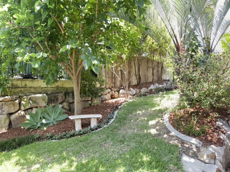 5 Woodgate Court, Ferny Hills QLD 4055