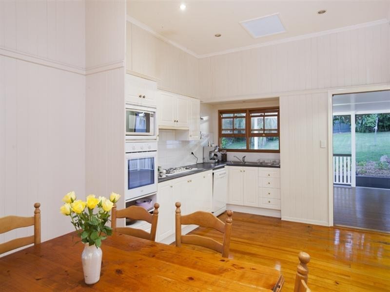 17 Wahroonga Road, Ashgrove QLD 4060