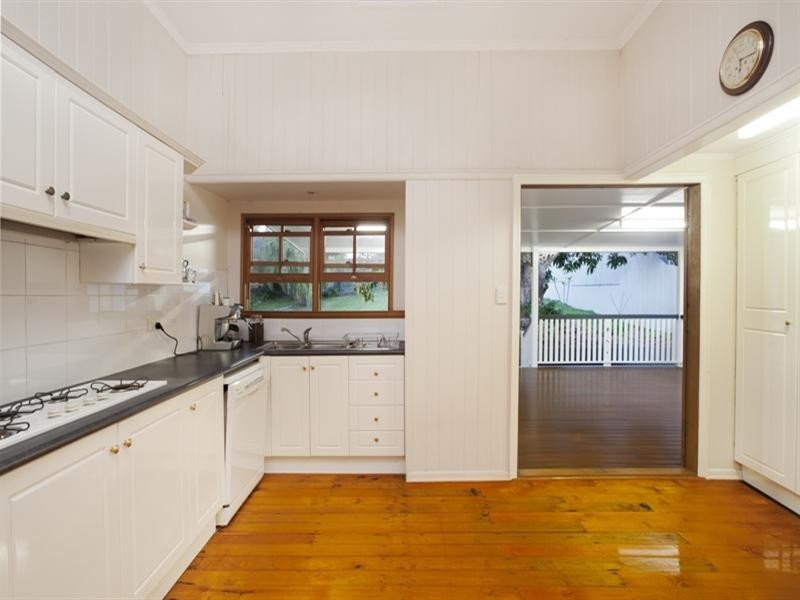 17 Wahroonga Road, Ashgrove QLD 4060