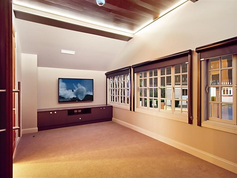 64 Oleander Drive, Ashgrove QLD 4060