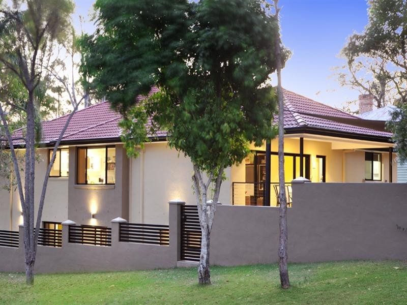 4 Weatherhead Avenue, Ashgrove QLD 4060