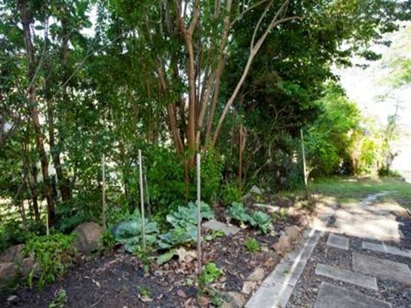 26 Broadland Street, The Gap QLD 4061