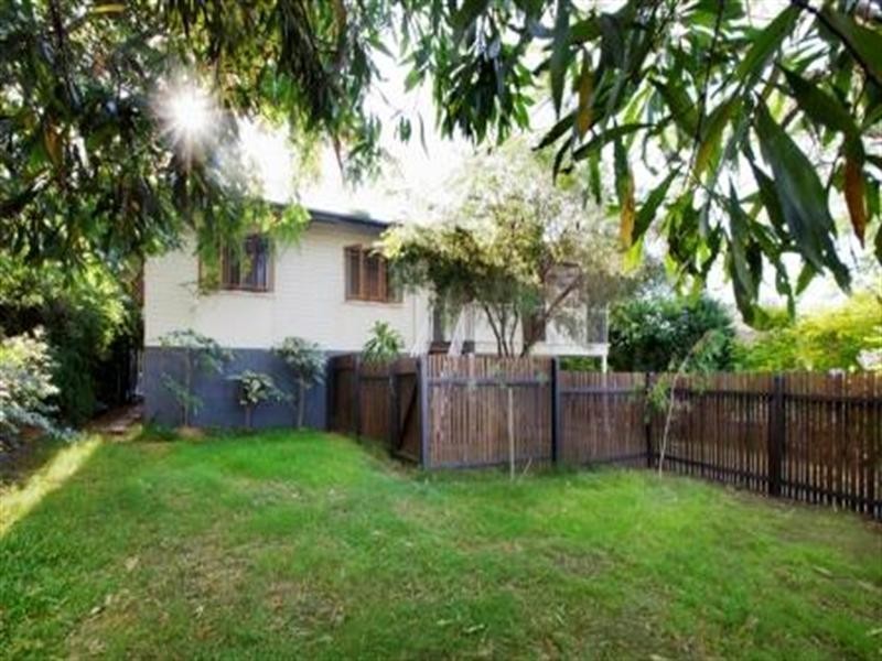 26 Broadland Street, The Gap QLD 4061