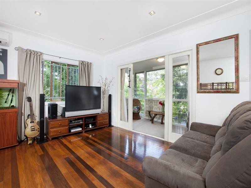 26 Broadland Street, The Gap QLD 4061