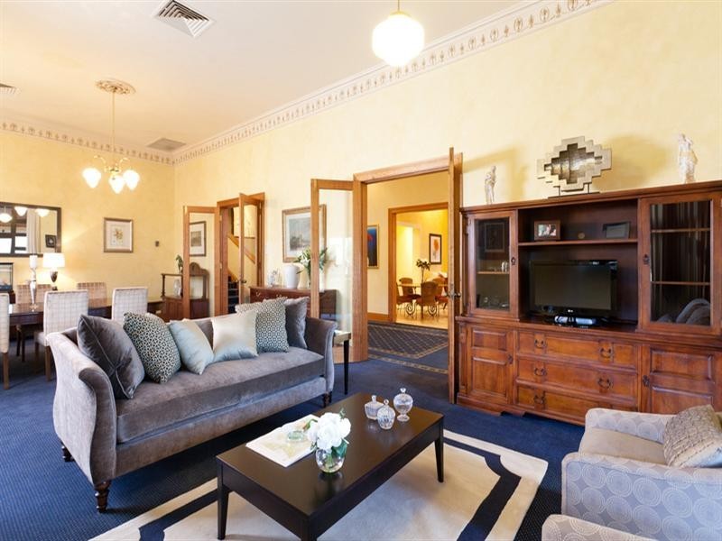 74 Mareeba Road, Ashgrove QLD 4060