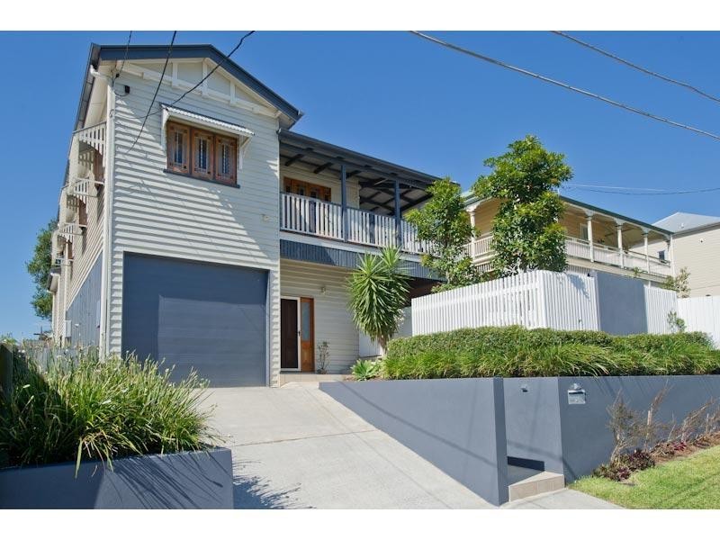 12 O’Connell Place, Red Hill QLD 4059