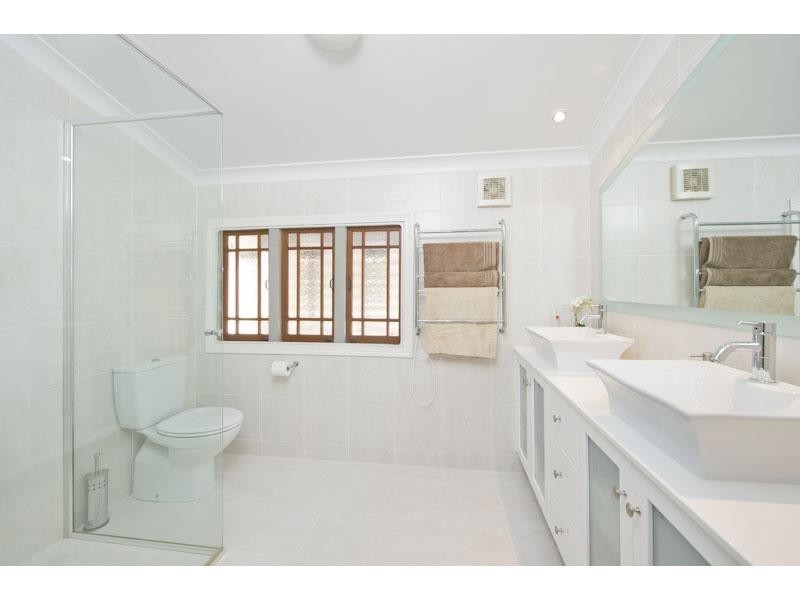 12 O’Connell Place, Red Hill QLD 4059