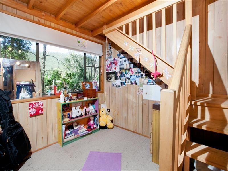 16 Osberg Street, The Gap QLD 4061