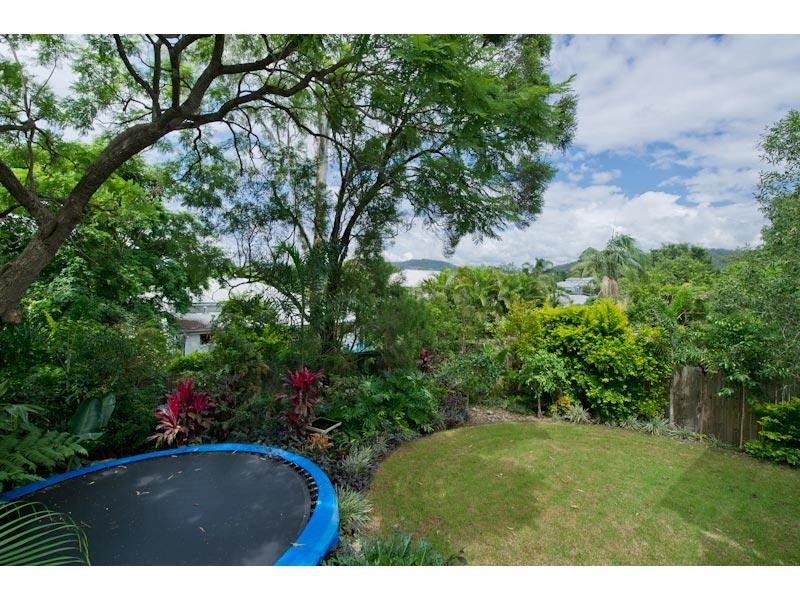 8 Matlock Street, Ashgrove QLD 4060