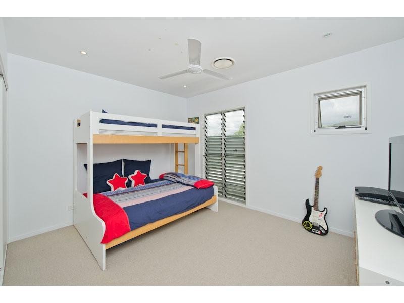 8 Matlock Street, Ashgrove QLD 4060