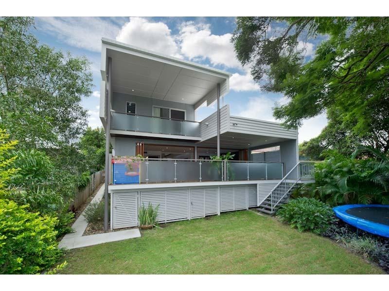 8 Matlock Street, Ashgrove QLD 4060