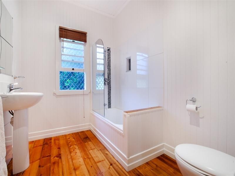 32 Joffre Street, Ashgrove QLD 4060